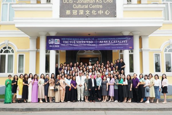 Hội thảo quốc tế “Trí tuệ nhân tạo – Chất xúc tác trong giáo dục tiếng Anh”